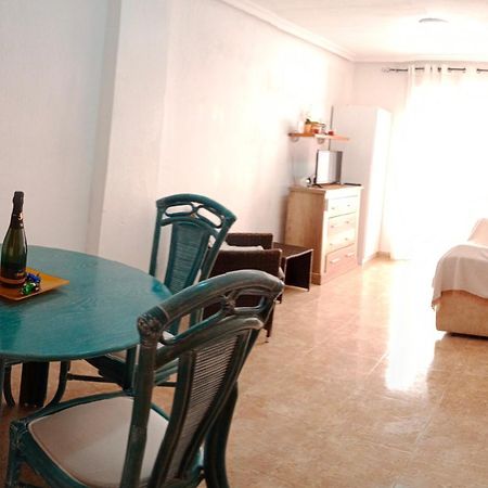 Estudio Wifi Bano 1 Sofa Cama Doble Piscina Playa 100Mts Torrevieja Exterior foto