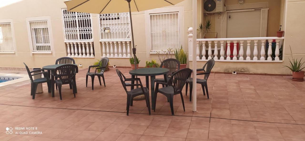 Estudio Wifi Bano 1 Sofa Cama Doble Piscina Playa 100Mts Torrevieja Exterior foto