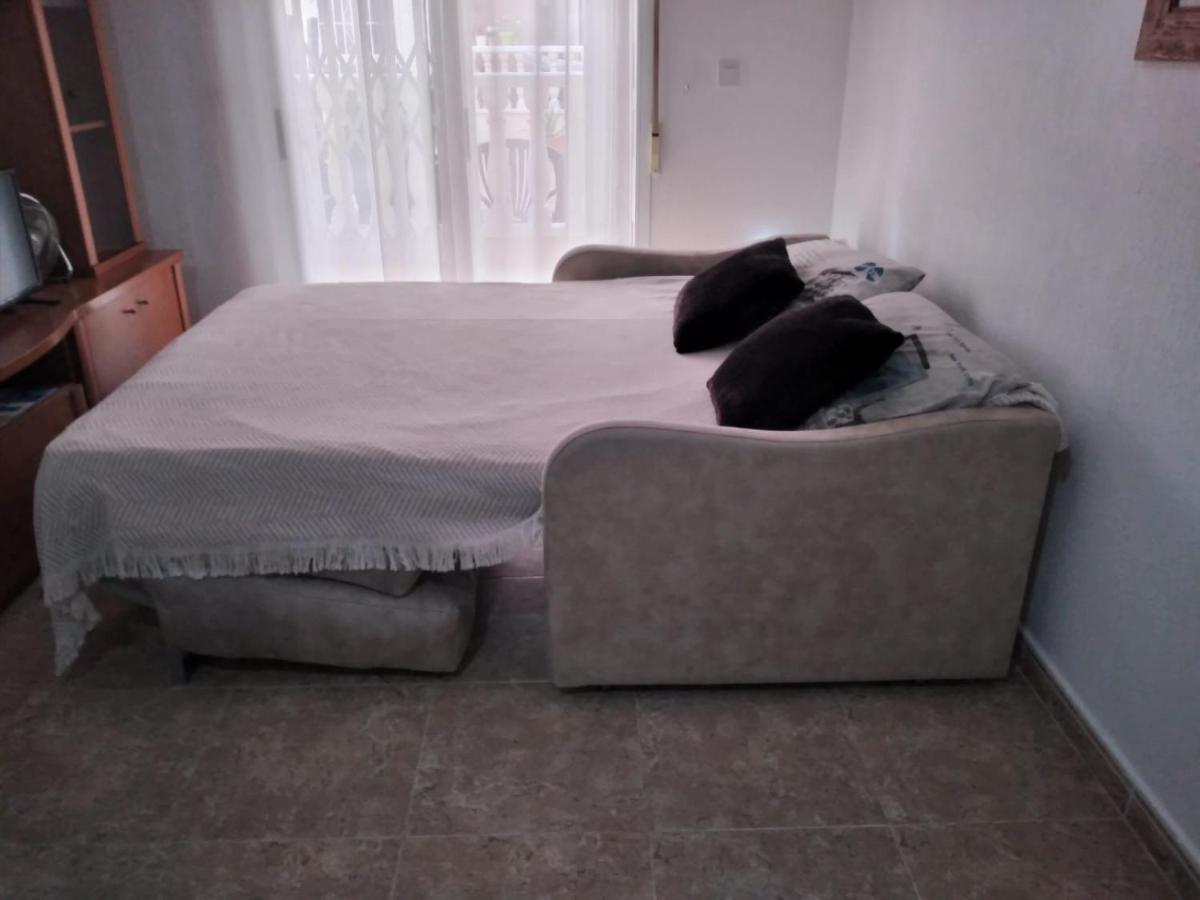 Estudio Wifi Bano 1 Sofa Cama Doble Piscina Playa 100Mts Torrevieja Exterior foto